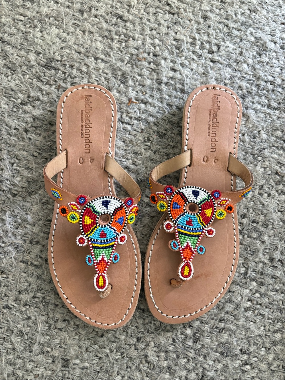 Laidback London Simba Beaded T-Strap Sandals Sz 40
